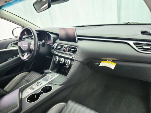 2020 Genesis G70