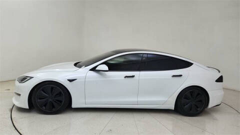 2023 Tesla Model S Plaid