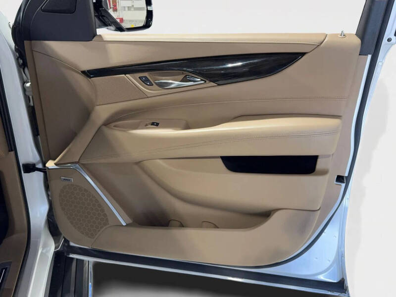 2020 Cadillac Escalade ESV Platinum