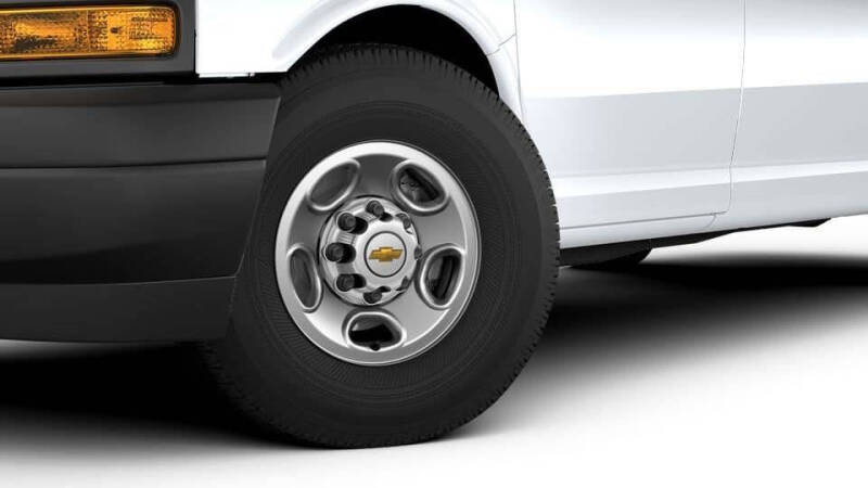 2025 Chevrolet Express 2500