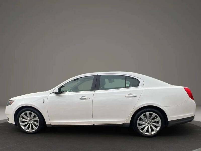 2015 Lincoln MKS