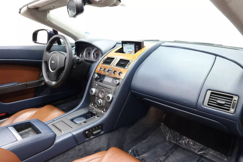 2014 Aston Martin V8 Vantage Roadster