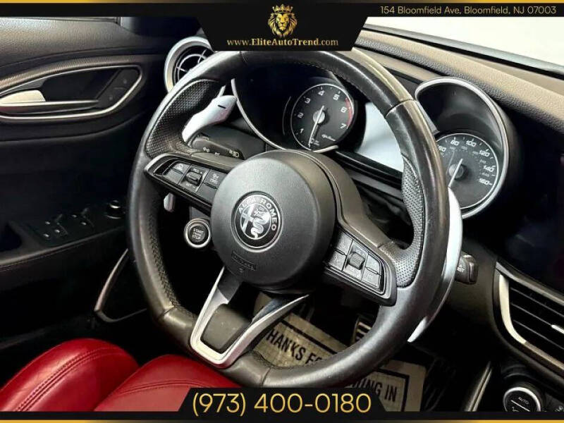 2022 Alfa Romeo Giulia Veloce