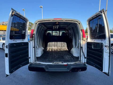 2001 Chevrolet Express G2500