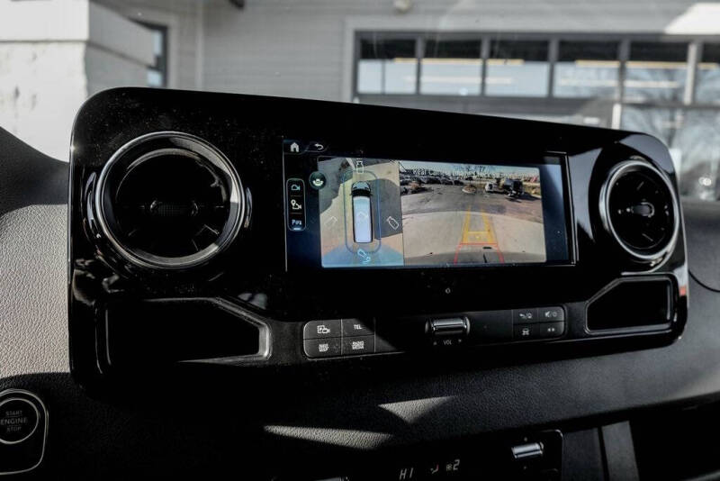 2025 Mercedes-Benz Sprinter