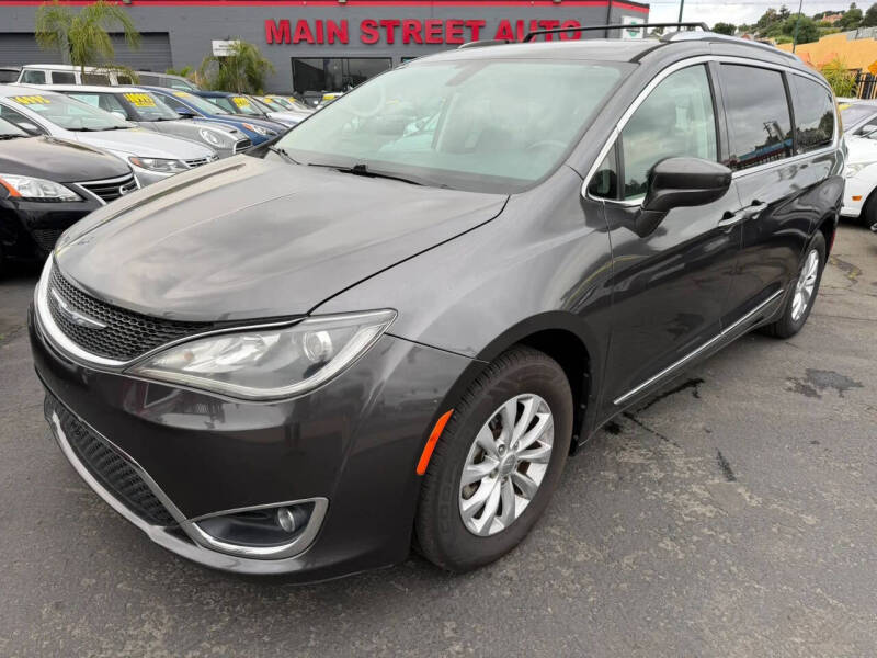 2018 Chrysler Pacifica Touring L