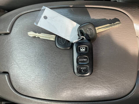 2004 Toyota Sequoia Limited