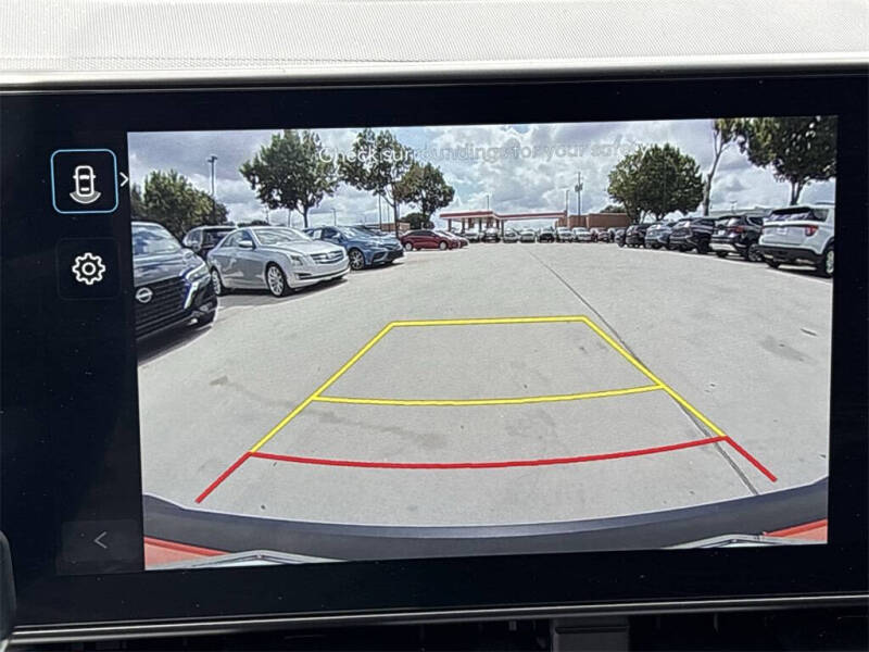 2025 Hyundai Kona SE