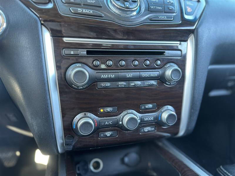 2015 Nissan Pathfinder SL