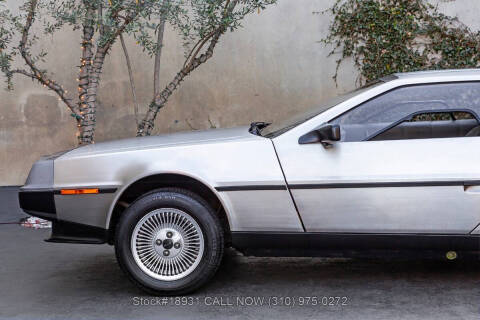 1981 DeLorean DMC-12
