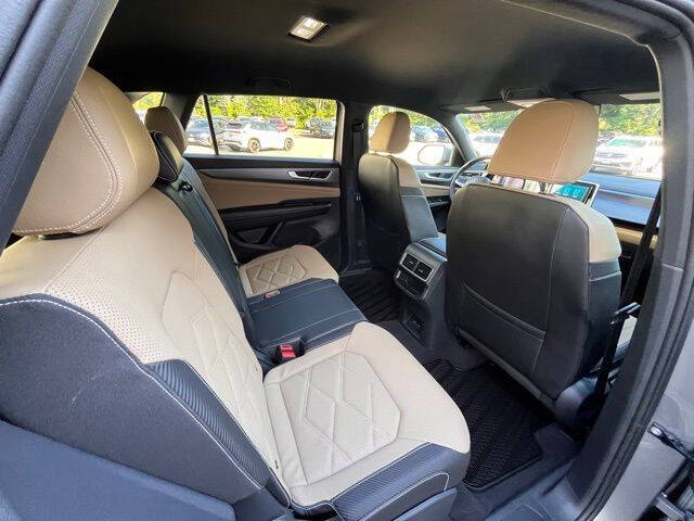 2024 Volkswagen Atlas Cross Sport SE 4Motion