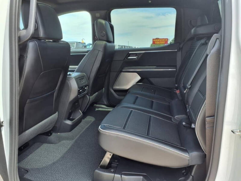 2025 GMC Sierra EV Denali