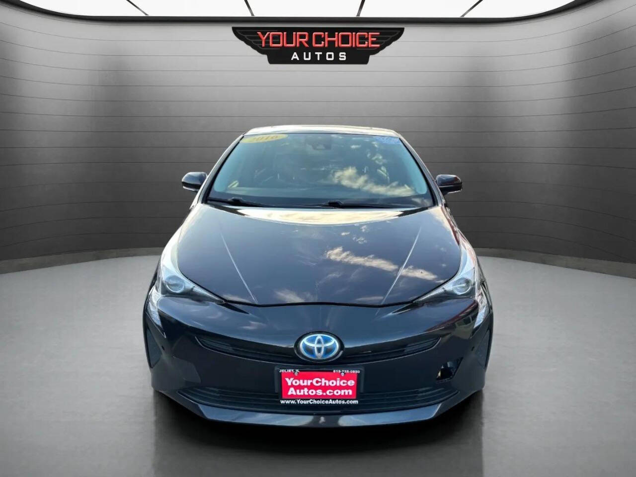 2016 Toyota Prius Three 4dr Hatchback's photo