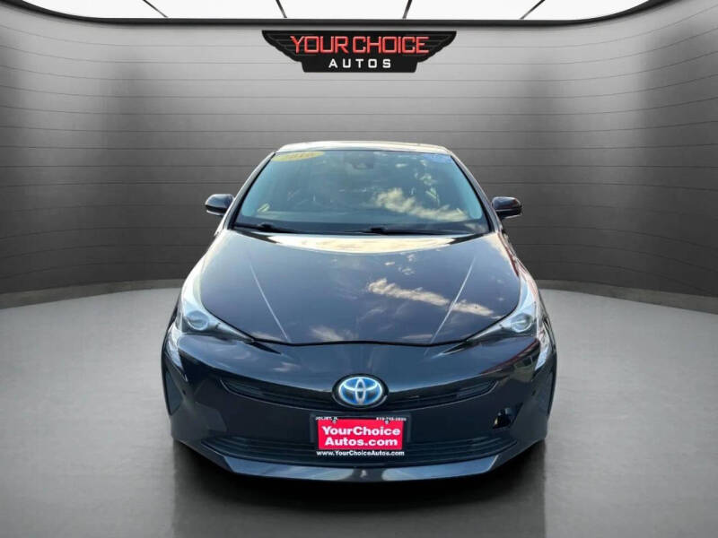 2016 Toyota Prius Three