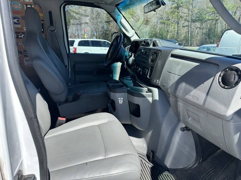 2013 Ford E-Series E-350 SD