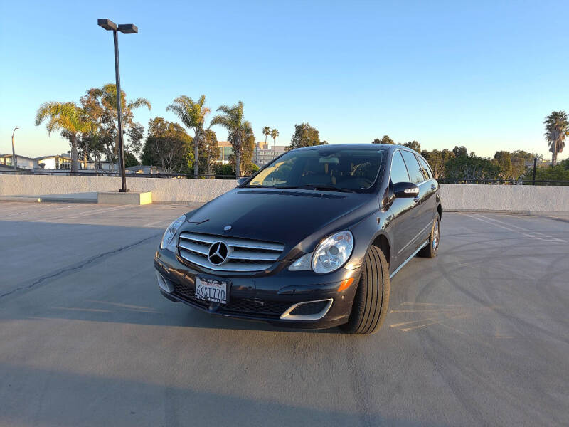 2007 Mercedes-Benz R-Class for sale at DNZ Automotive Sales & Service in Costa Mesa CA