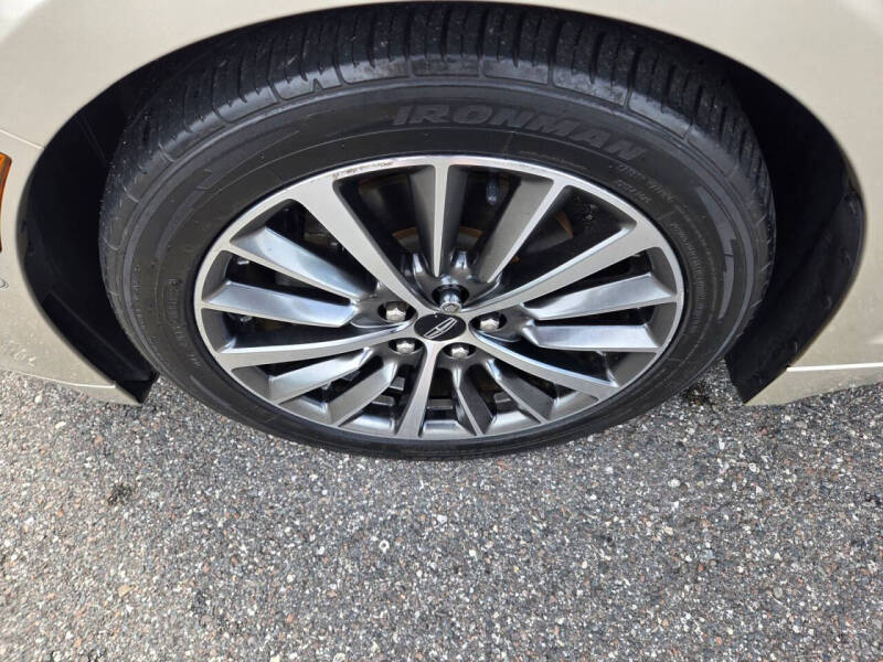 2017 Lincoln MKZ Hybrid Select