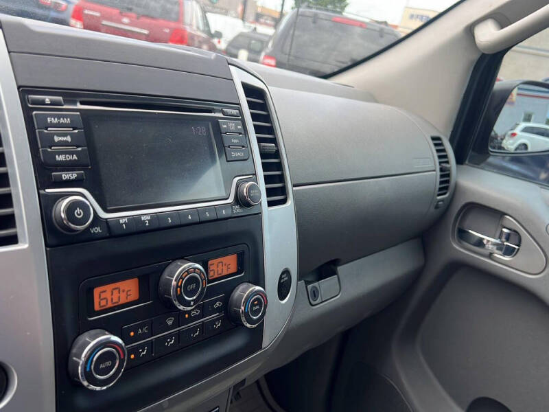 2016 Nissan Frontier SV