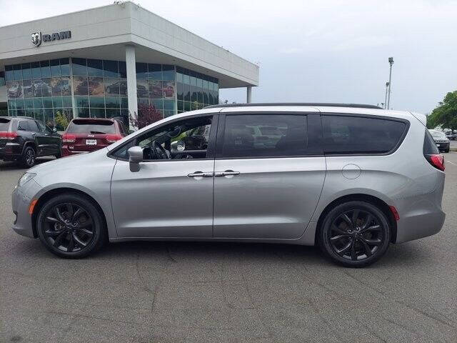 2018 Chrysler Pacifica Touring L Plus