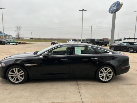 2016 Jaguar XJL Portfolio
