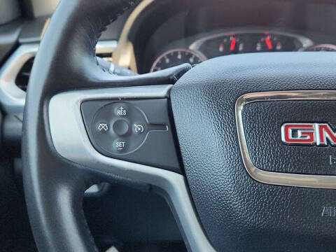 2017 GMC Acadia SLE-2