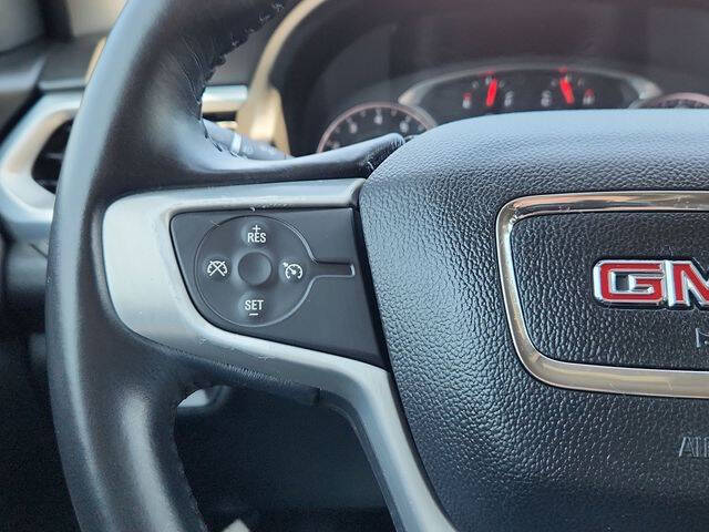2017 GMC Acadia SLE-2