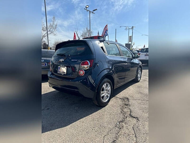 2016 Chevrolet Sonic LT Auto