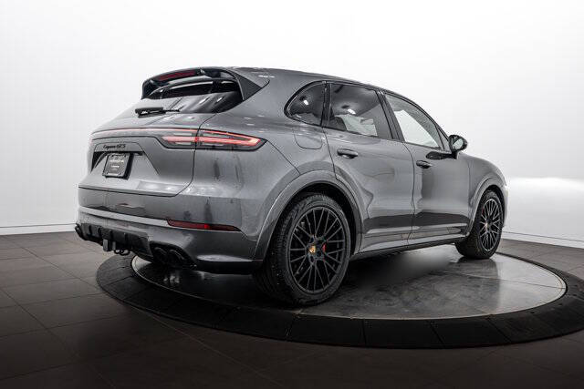 2022 Porsche Cayenne GTS
