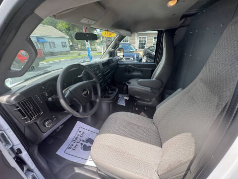 2021 Chevrolet Express 2500
