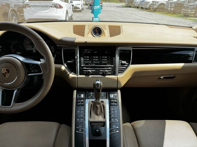 2015 Porsche Macan S