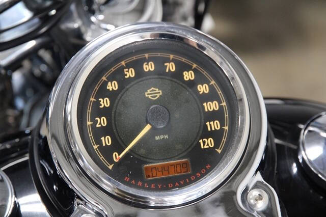2013 Harley-Davidson SUPER GLID