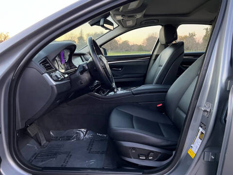 2011 BMW 5 Series 528i