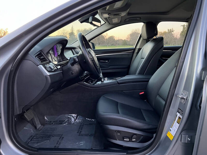 2011 BMW 5 Series 528i