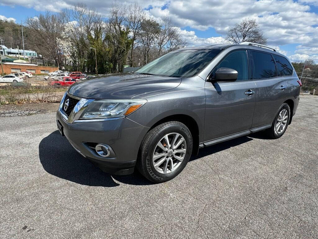 2016 Nissan Pathfinder for sale at Car ConneXion Inc in Knoxville, TN