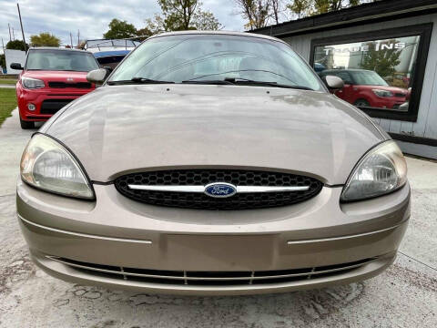 2002 Ford Taurus SES