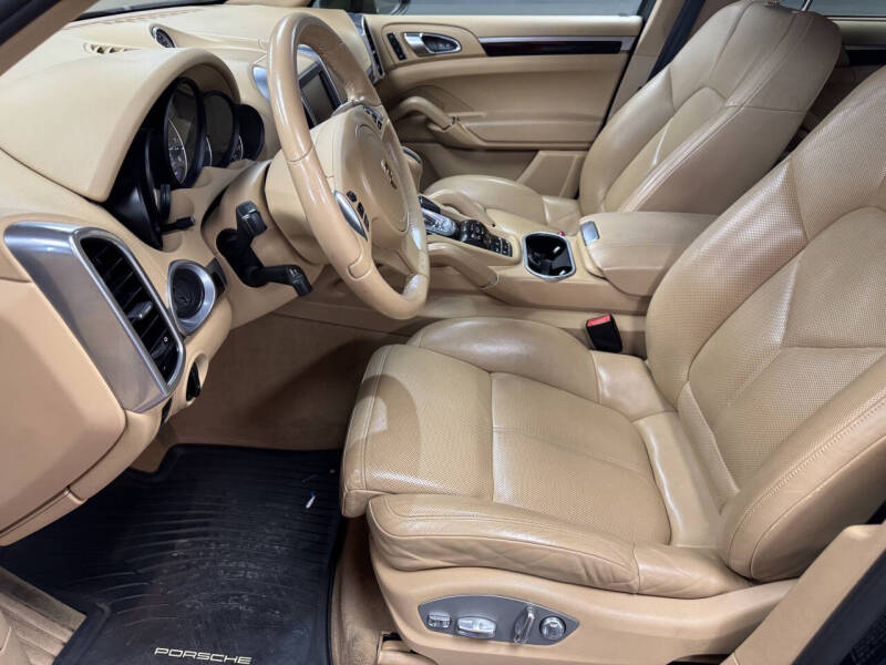 2012 Porsche Cayenne S