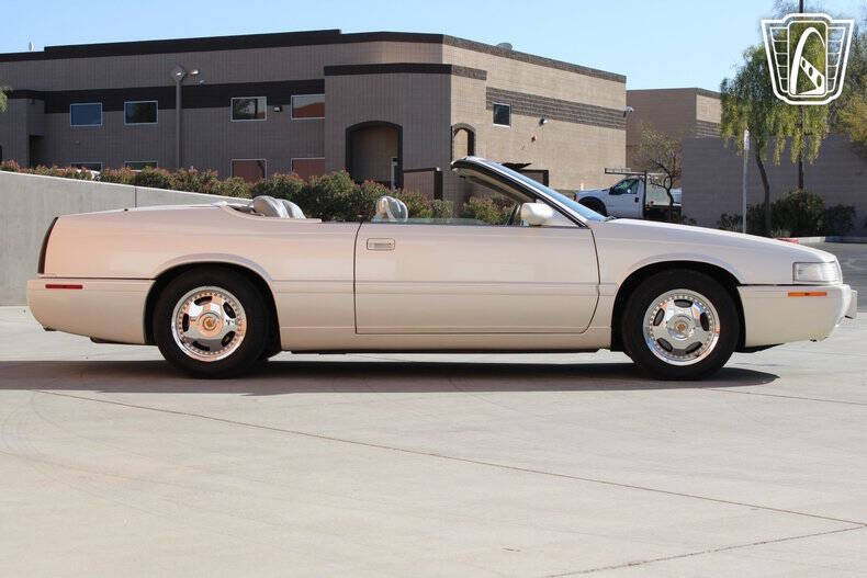 2002 Cadillac Eldorado ETC
