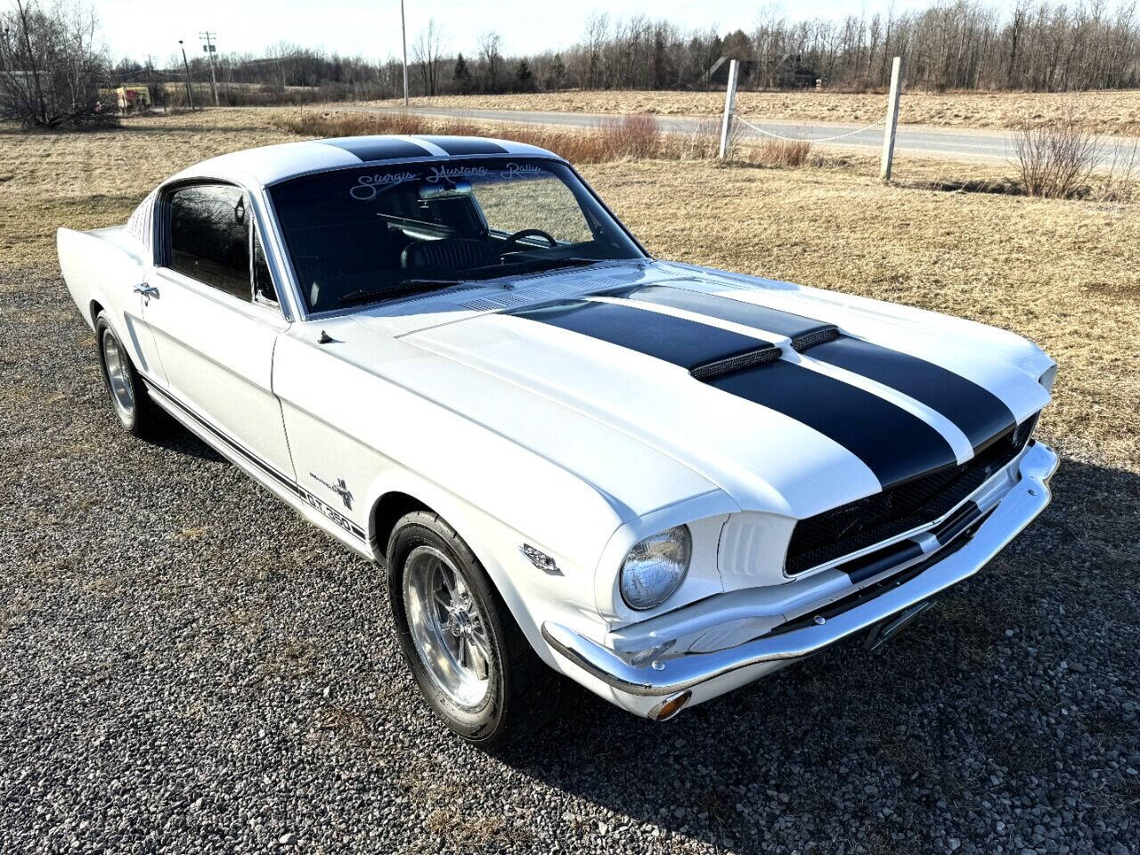 1965 Ford Mustang 26
