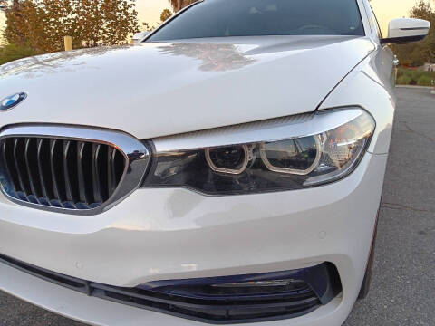 2018 BMW 5 Series 530i