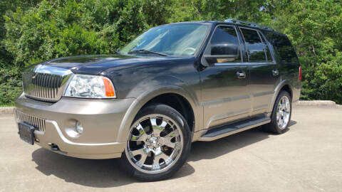 2004 Lincoln Navigator for sale at Houston Auto Preowned in Houston TX