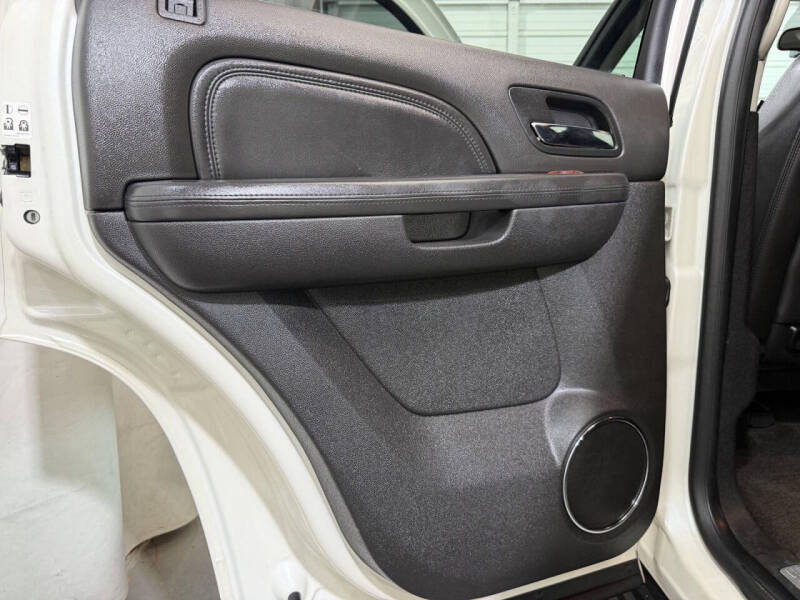 2014 Cadillac Escalade Luxury