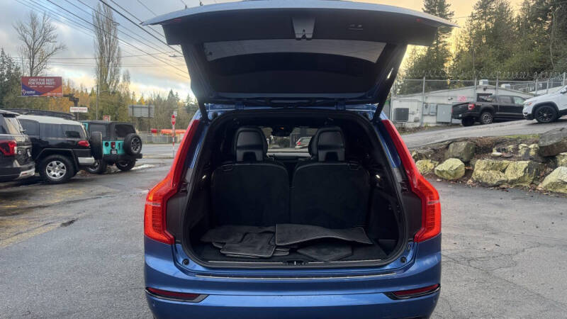 2018 Volvo XC90 T6 R-Design