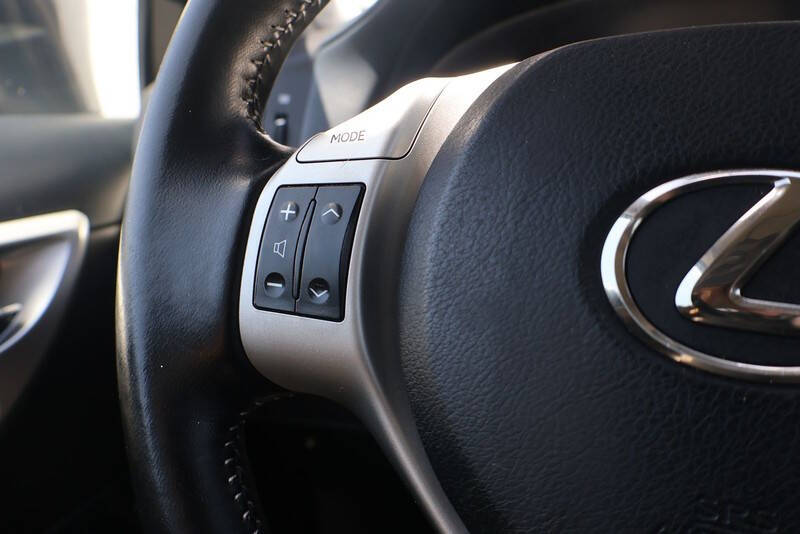 2011 Lexus CT 200h Premium