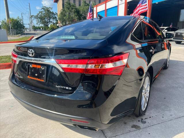 2013 Toyota Avalon Sedan - $15,397