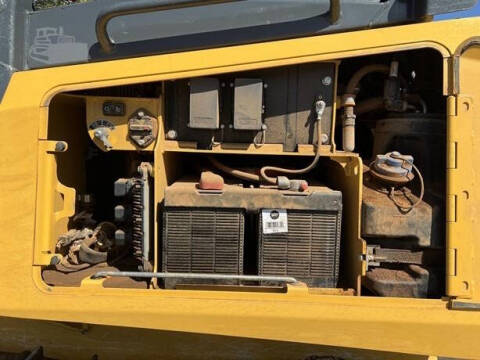 2020 DEERE 450 LGP