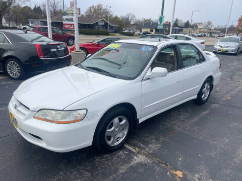 2000 Honda Accord for sale at Advantage Auto Sales & Imports Inc in Loves Park IL