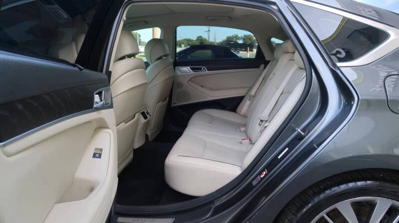 2018 Genesis G80