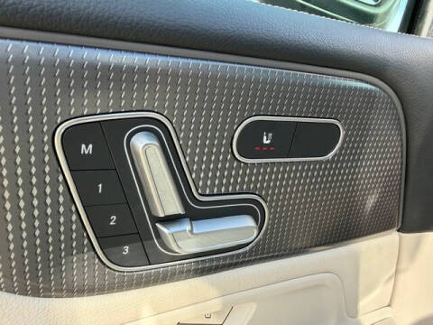 2022 Mercedes-Benz GLB GLB 250