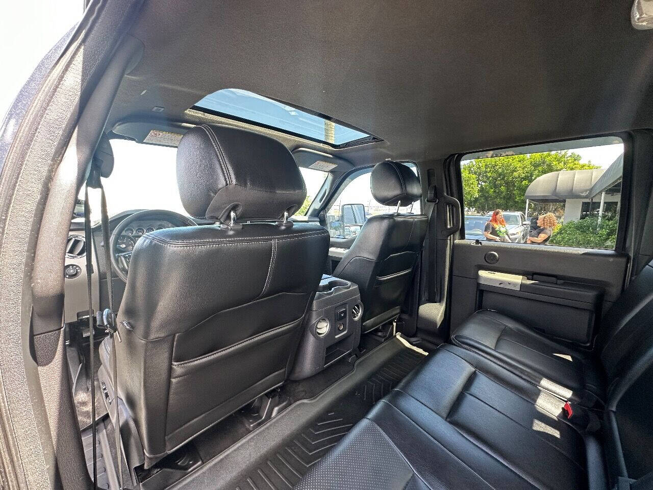 2015 FORD F-350 Pickup - $28,900