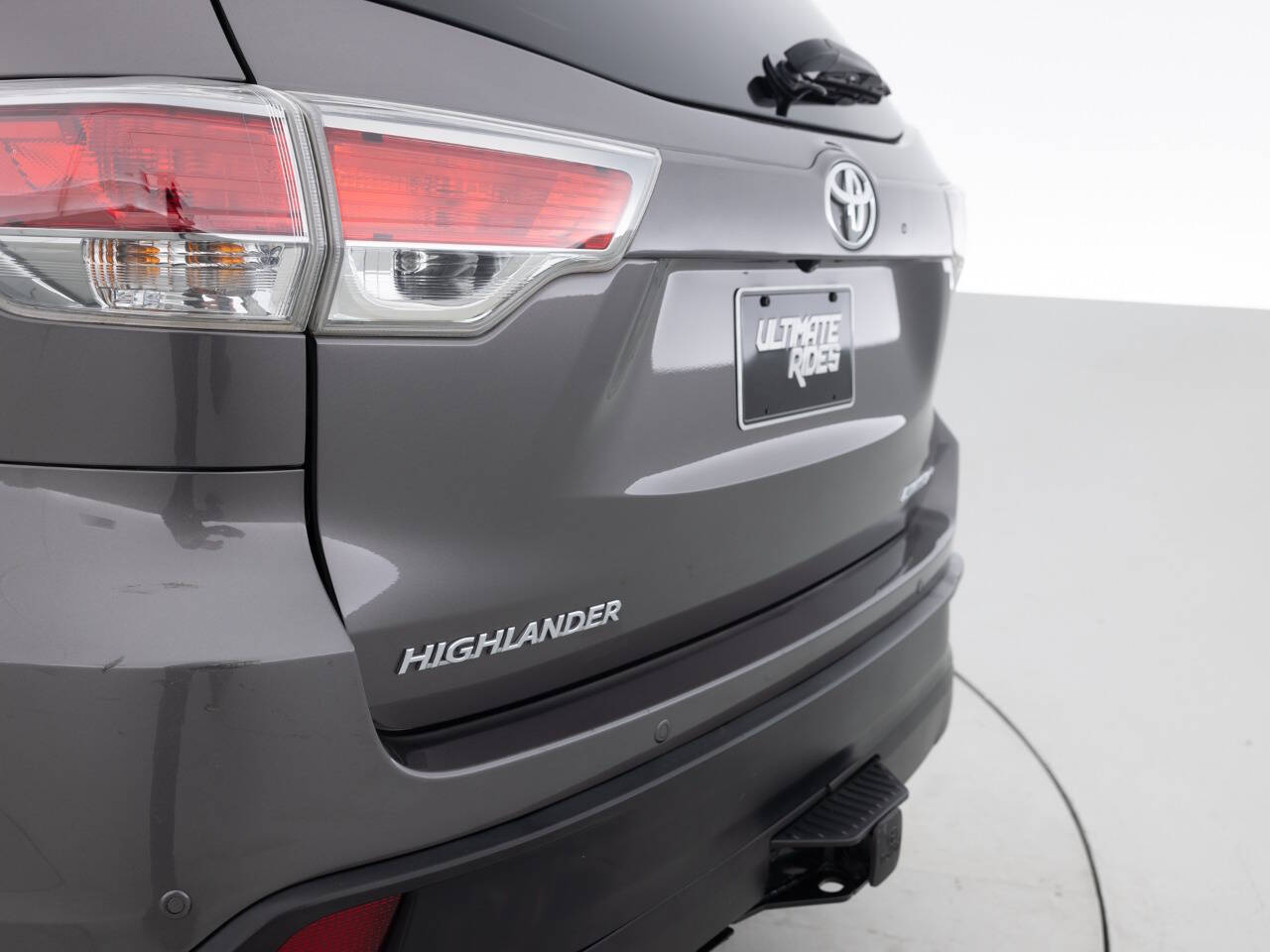 Used Car 2014 Toyota Highlander  Limited Platinum Awd 4dr Suv For Sale Under $15,000 In Coal City, Illinois